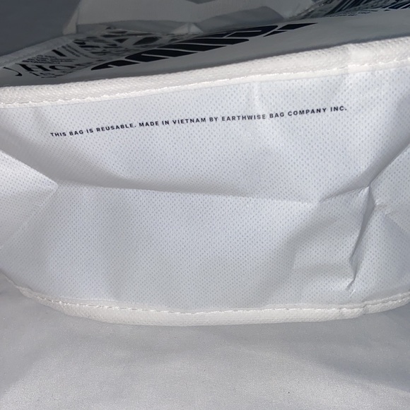 Lululemon Small Reusable Tote Bag White NWOT - Picture 7 of 7
